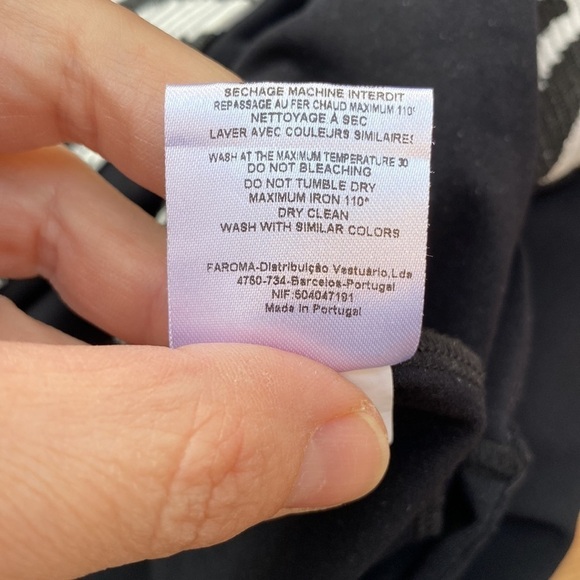 Maloka black, zebra pattern, leather patched long sleeve black top - Picture 9 of 14